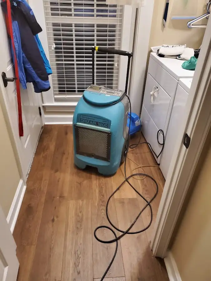 Commercial dehumidifier deployed for Flood Damage Cleanup in Universal City
